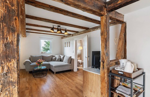 Niederlehen Apartment | Apartment 'Erlebnis-Bauernhof' with Shared Garden, Balcony and Wi-Fi