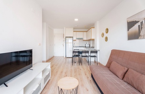 Canet de Berenguer Apartment | Apartment 'Lopimar Jose Segrelles' with Private Terrace, Wi-Fi and Air Conditioning