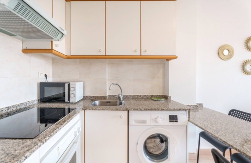 Canet de Berenguer Apartment | Apartment 'Lopimar Jose Segrelles' with Private Terrace, Wi-Fi and Air Conditioning