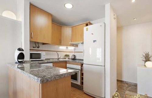 Las Lagunas Apartment | Apartment with pool and private parking near Aqua Mijas