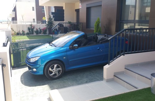 Pueblo Latino House | Apartment 200 m from Mil Palmeras beach
