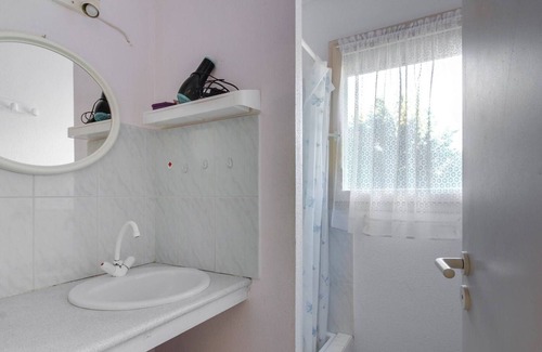 Esquieze-Sere Apartment | Apartment Esquièze-Sère, 2 bedrooms, 5 persons