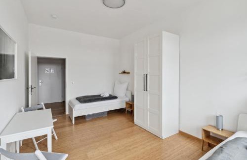 Ost Apartment | Apartment für 13 Gäste, 5 Schlafzimmer, 2 Bäder, 2 Loggia's, Leipzig Zentrum Ost