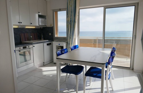 La Cote Radieuse Apartment | Apartment/flat at the beach- Canet Plage