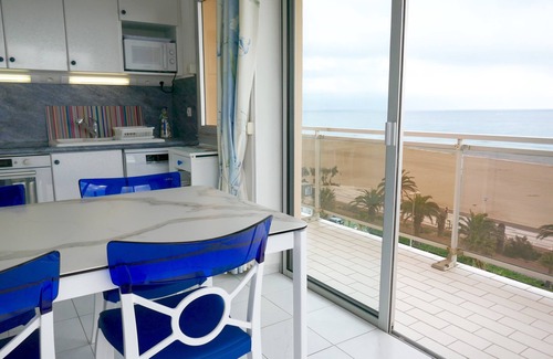 La Cote Radieuse Apartment | Apartment/flat at the beach- Canet Plage