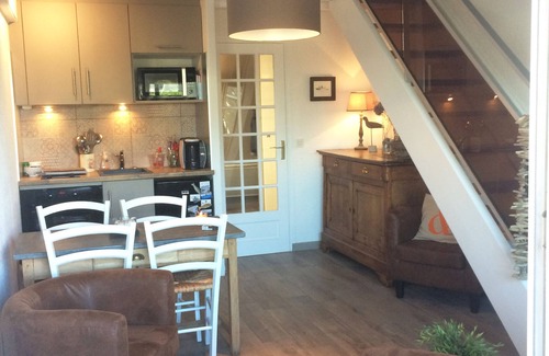 Le Crotoy Apartment | Apartment facing the sea with terrace of 9m2 facing south