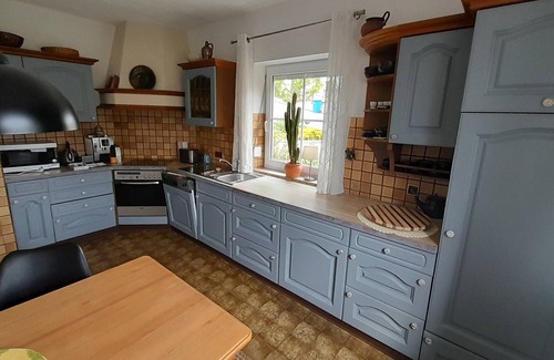 Hauzenberg Apartment | Apartment 'Familie Graml' with Mountain View, Shared Garden and Wi-Fi