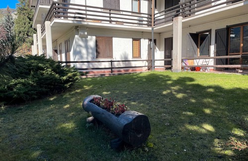 Bardonecchia Apartment | Apartment 'Fantastica Bardo' with Mountain View, Private Terrace and Wi-Fi