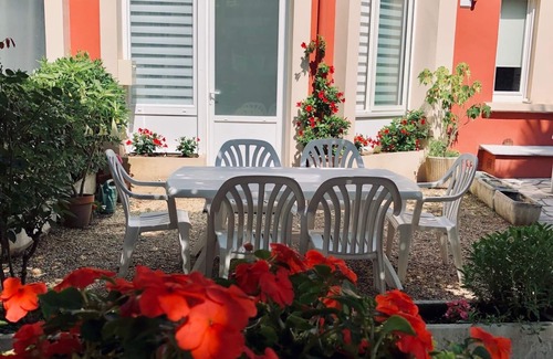Saint-Jean-de-Luz City Center Apartment | Apartment feet in water, historic center on foot