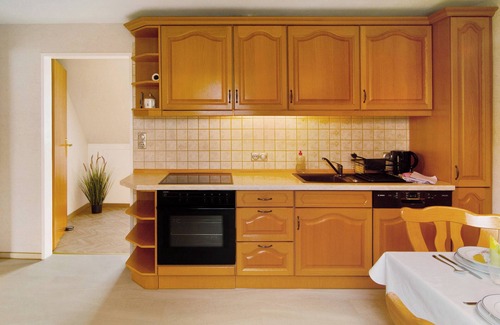 Kayhauserfeld Apartment | Apartment 'Ferienwohnung Härtel' with Shared Garden and Wi-Fi