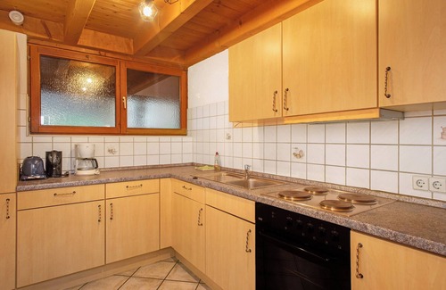 Waggershausen Apartment | Apartment 'Ferienwohnung 22' with Private Terrace and Private Garden