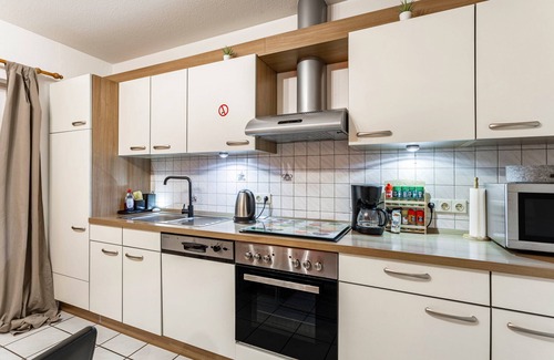 Niederlandenbeck Apartment | Apartment 'Ferienwohnung Rinke' with Mountain View and Balcony