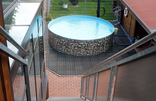 Muritz Apartment | Apartment 'Ferienwohnung Jost' with Private Terrace, Balcony and Wi-Fi