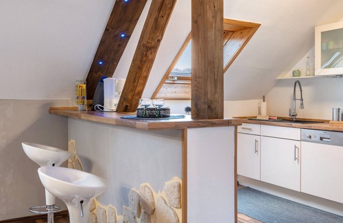 Bermuthshain Apartment | Apartment 'Ferienwohnung Schiller' with Shared Garden, Balcony and Wi-Fi