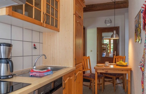 Nordstrand Apartment | Apartment 'Ferienwohnung Eiderente' with Shared Terrace, Shared Garden and Wi-Fi