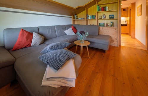 Ruhpolding Apartment | Apartment 'Ferienwohnung Westernberg' with Mountain View, Balcony and Wi-Fi