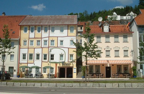 Albstadt Apartment | Apartment 'Ferienwohnung 201' with Shared Garden and Wi-Fi