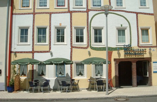 Albstadt Apartment | Apartment 'Ferienwohnung 202' with Shared Garden and Wi-Fi