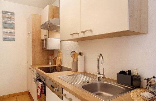 Oetz Apartment | Apartment 'Ferienwohnung Bergsee' with Sea View, Shared Terrace and Wi-Fi