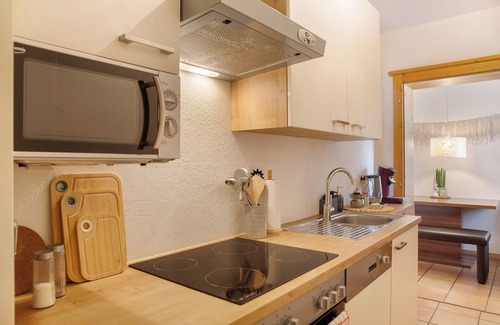 Oetz Apartment | Apartment 'Ferienwohnung Bergsee' with Sea View, Shared Terrace and Wi-Fi