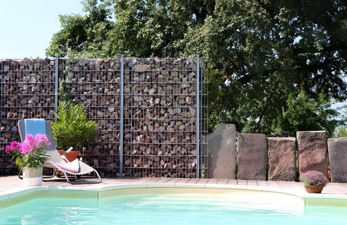 Freiamt Apartment | Apartment 'Ferienwohnung Rosmarin' with Mountain View, Shared Pool and Wi-Fi