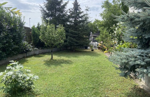 Staufen im Breisgau Apartment | Apartment 'Ferienwohnung 1 36m2' with Shared Garden, Balcony and Wi-Fi