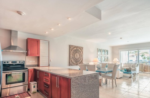 Cap Cana Marina Apartment | Apartment few Steps to the Beach at Punta Palmera