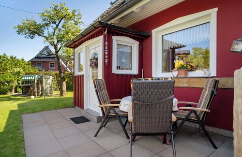 Wieck auf dem Darss Apartment | Apartment 'Fewo 32 - Halbinsel Darss - Ostsee' with Private Terrace, Shared Garden and Wi-Fi