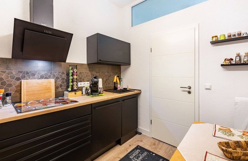 Dessau-Rosslau Apartment | Apartment 'Fewo Am Georgengarten - 1' with Shared Terrace and Wi-Fi