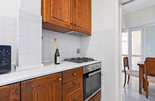 Careggi Rifredi Apartment | Apartment 'Firenze Blu' with Balcony, Wi-Fi and Air Conditioning