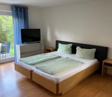 Rust Apartment | Apartment FIVE - EP Ticket Garantie