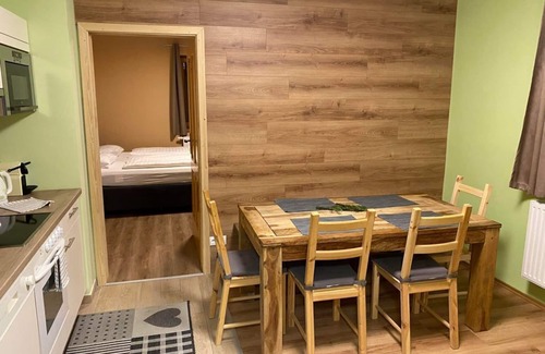 Sankt Oswald Apartment | Apartment/flat, shower, WC, river view - Nockalm Cottage