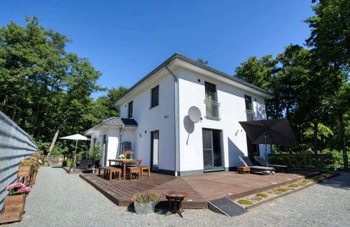 Neu Mukran Apartment | Apartment Flintstone in Staphel/Sassnitz/Rügen/Baltic Sea/pet possible