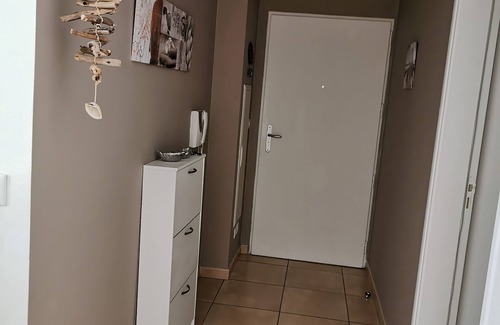 Bois d'Olives Apartment | Apartment for 1 to 6 people in a quiet residence with mountain views