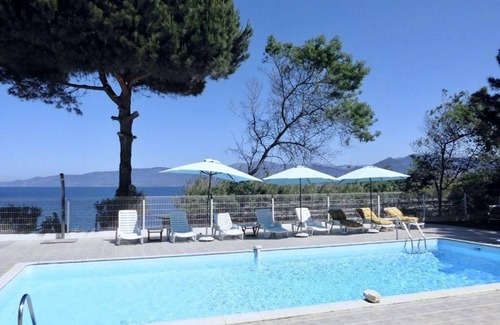 Calcatoggio Apartment | Apartment for 2 people in the heart of the Pevani estate