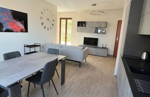 Siena Apartment | Apartment for 3 guests with all comforts, private terrace and garage