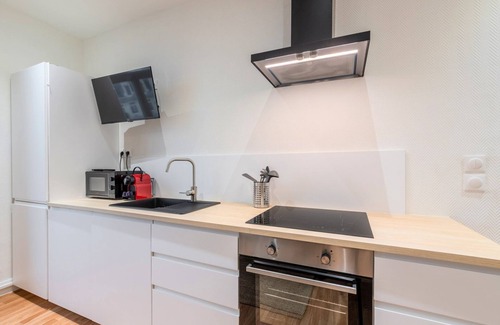 Lille Centre Ville Apartment | Apartment for 4 in front of Lille Flandres station