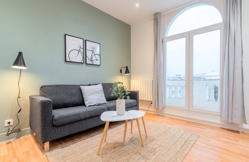 Lille Centre Ville Apartment | Apartment for 4 in front of Lille Flandres station