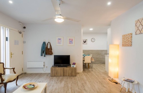 Premia de Mar Apartment | Apartment for 4 people in Premià de Mar