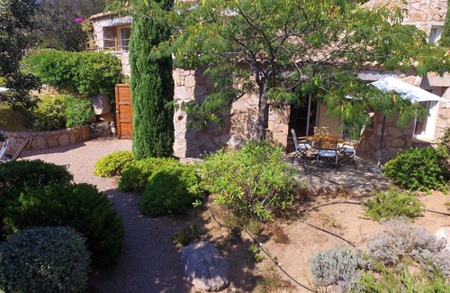 Hameau de Palombaggia Apartment | Apartment for 4 people in Corsica (S/O) with sea view