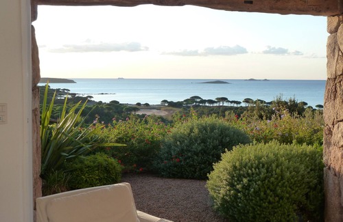 Hameau de Palombaggia Apartment | Apartment for 4 persons in Corsica (S/O) with sea view