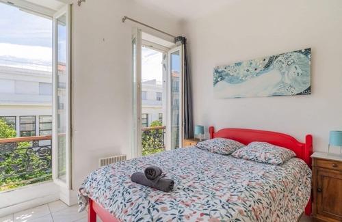 La Joliette Apartment | Apartment for 4 people in the Joliette district