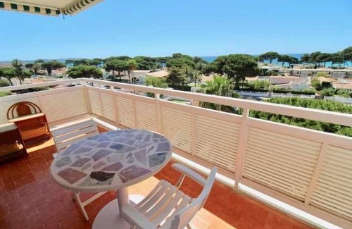 Vilafortuny Apartment | Apartment for 4 people terrace sea view Cambrils beach 230m