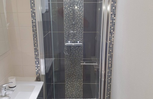 Epernay Apartment | Apartment for 4 people in the heart of downtown Epernay- Champagne,