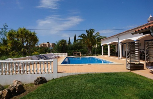 Funchal Apartment | Apartment for 4 people on a large plot with private pool