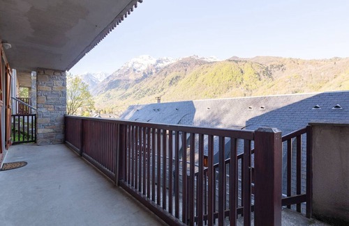 Peyragudes Apartment | Apartment for 5 in Loudenvielle, near cable car and Balnéa