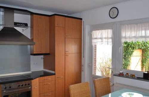 Wettringen Apartment | Apartment for 6 people with garden. For fitters and cyclists