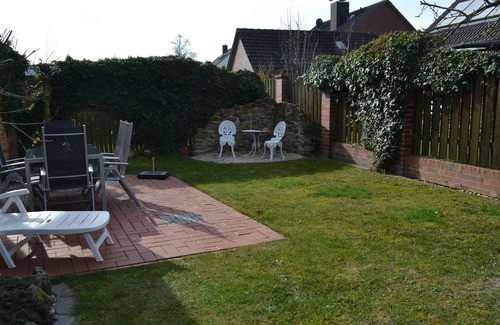 Wettringen Apartment | Apartment for 6 people with garden. For fitters and cyclists