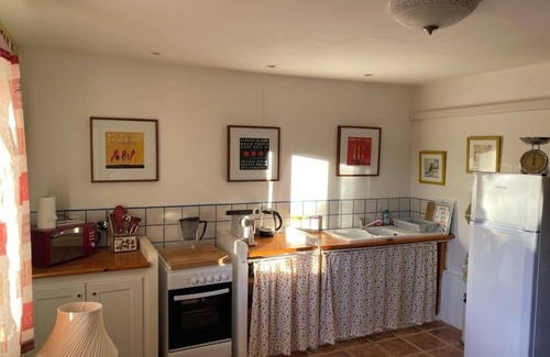 Cessenon-sur-Orb Apartment | Apartment for adventures in Languedoc, France