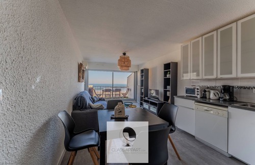 Palavas-les-Flots Apartment | Apartment for 4 with sea view and parking